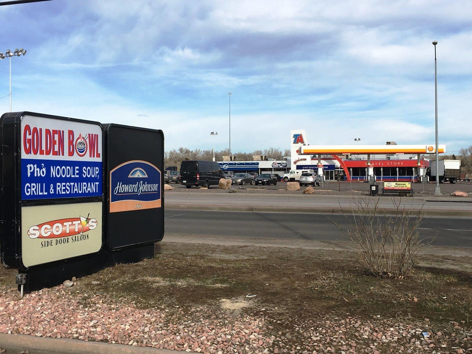 Howard Johnson By Wyndham Denver West Wheat Ridge Esterno foto