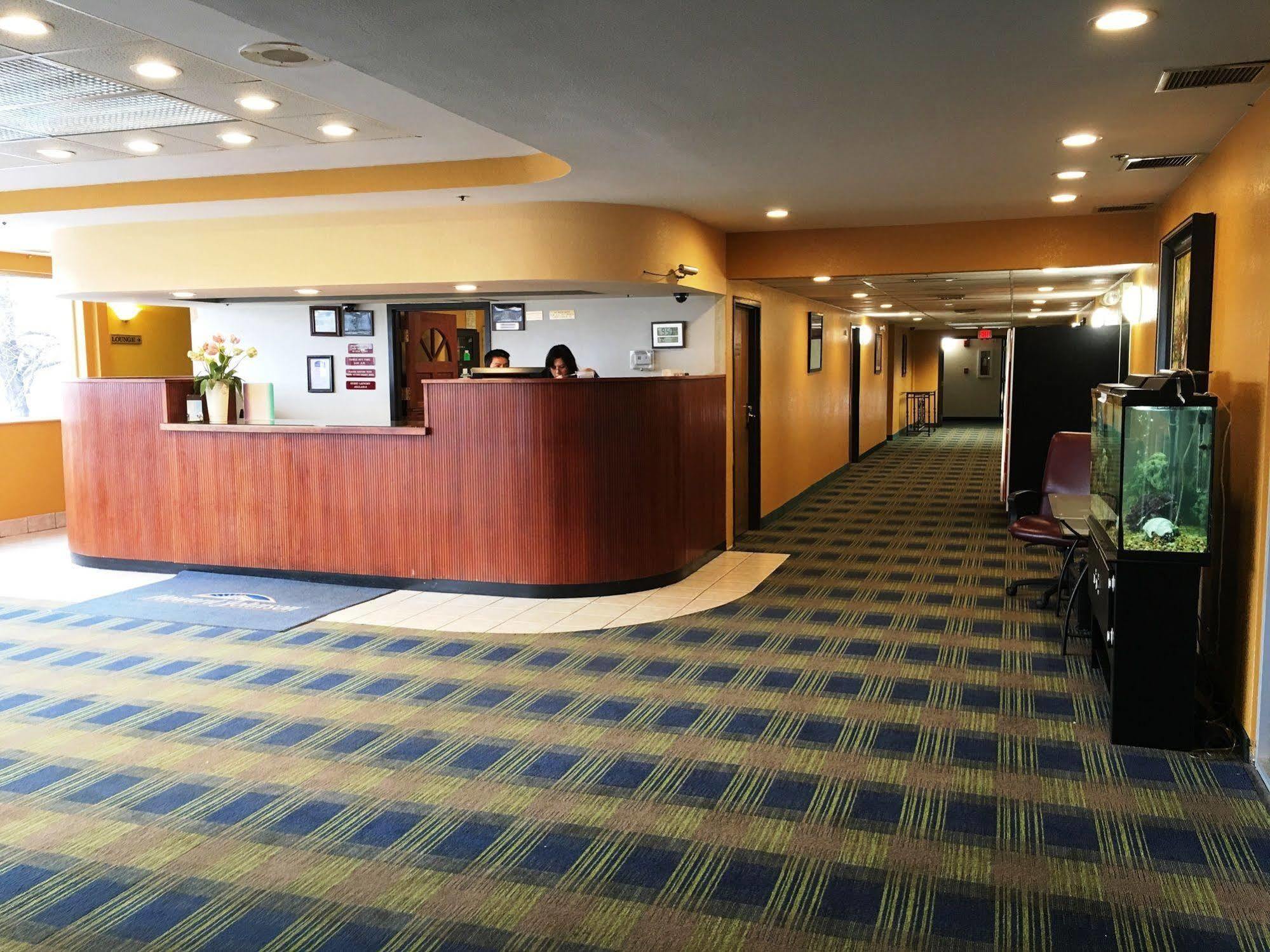 Howard Johnson By Wyndham Denver West Wheat Ridge Esterno foto