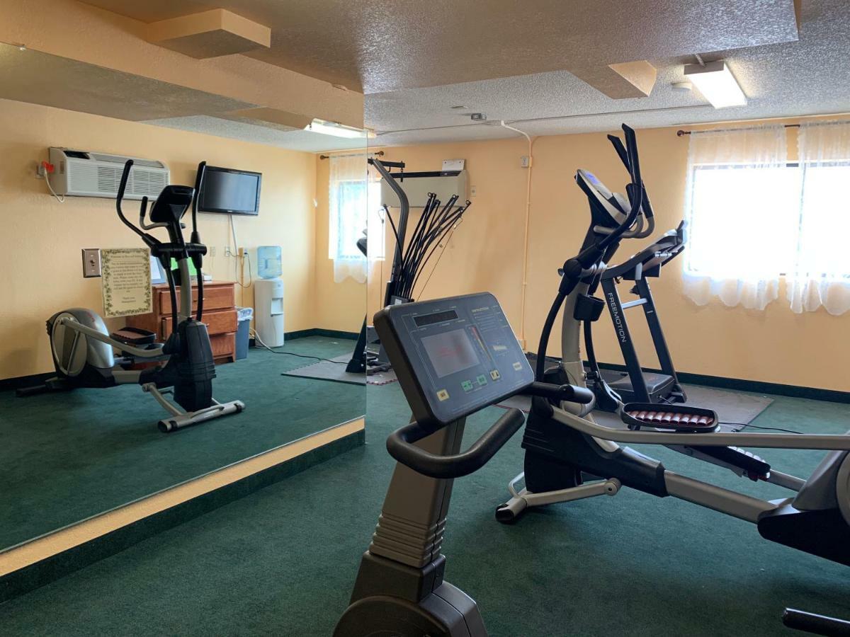 Howard Johnson By Wyndham Denver West Wheat Ridge Esterno foto