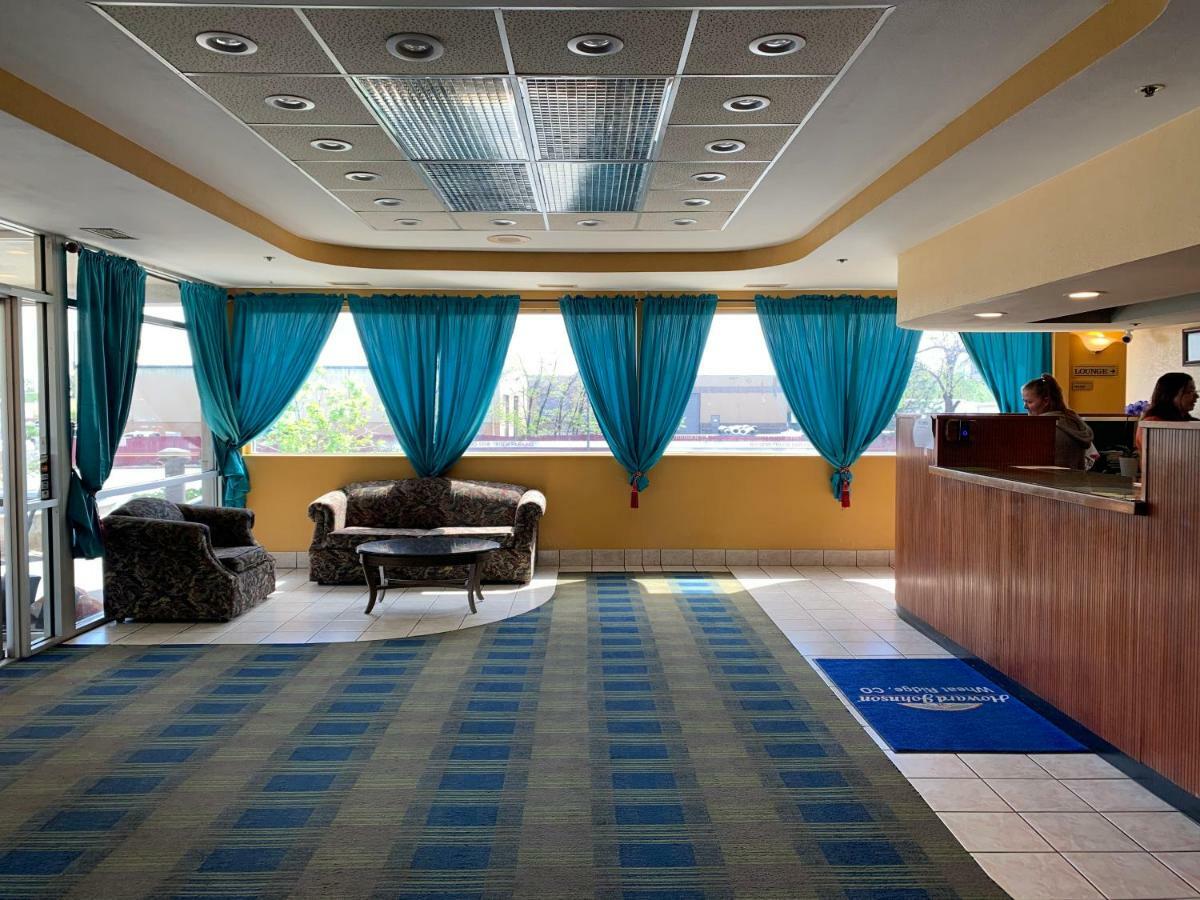 Howard Johnson By Wyndham Denver West Wheat Ridge Esterno foto